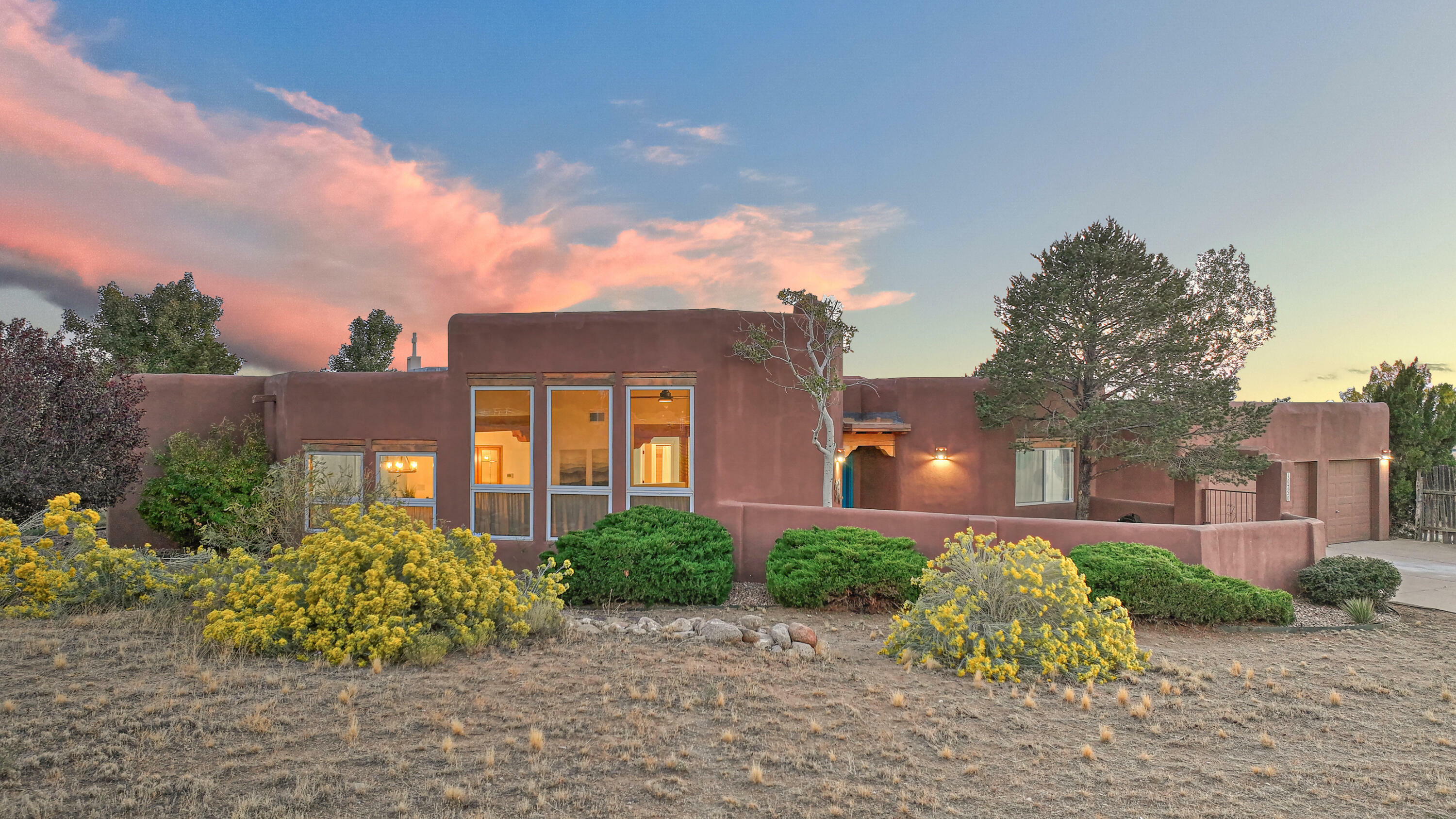 Property Photo:  10750 Holly Avenue NE  NM 87122 