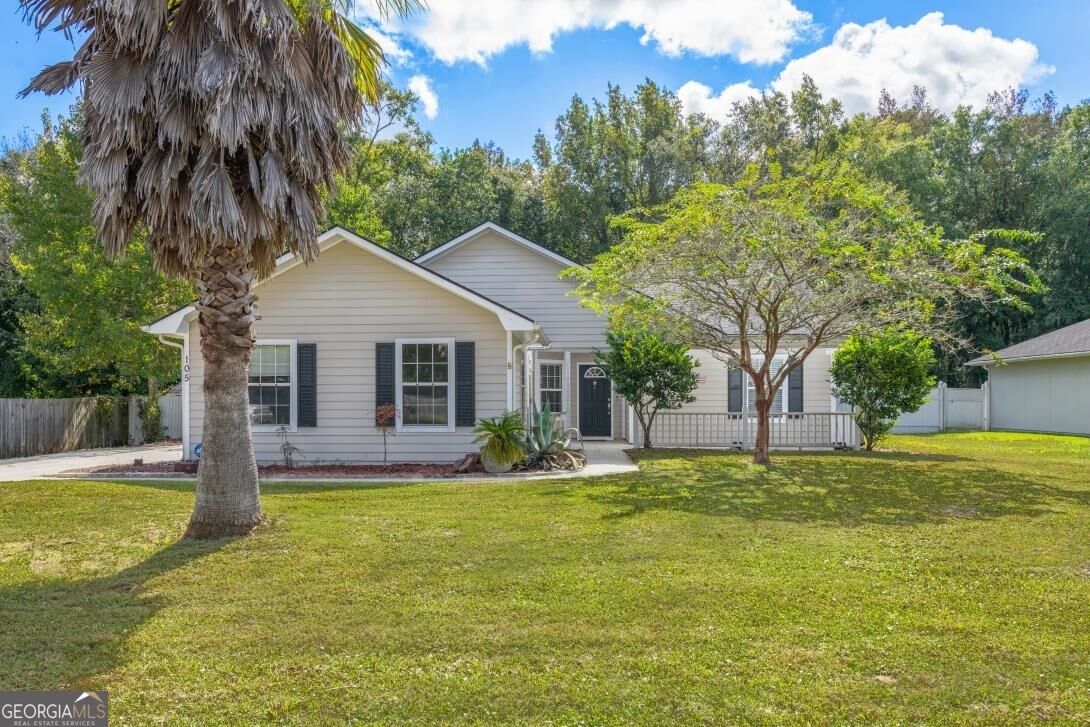 Property Photo:  105 Lake Palms Drive  GA 31548 