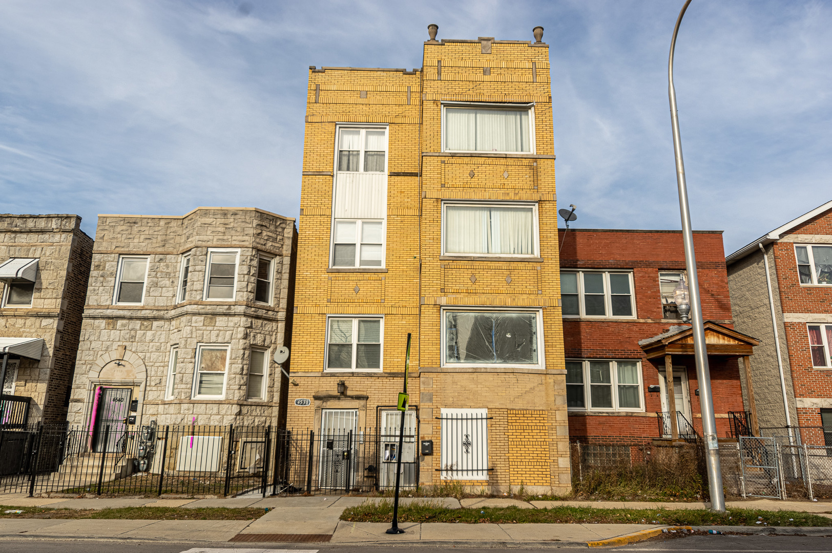 Property Photo:  4538 W Jackson Boulevard  IL 60624 