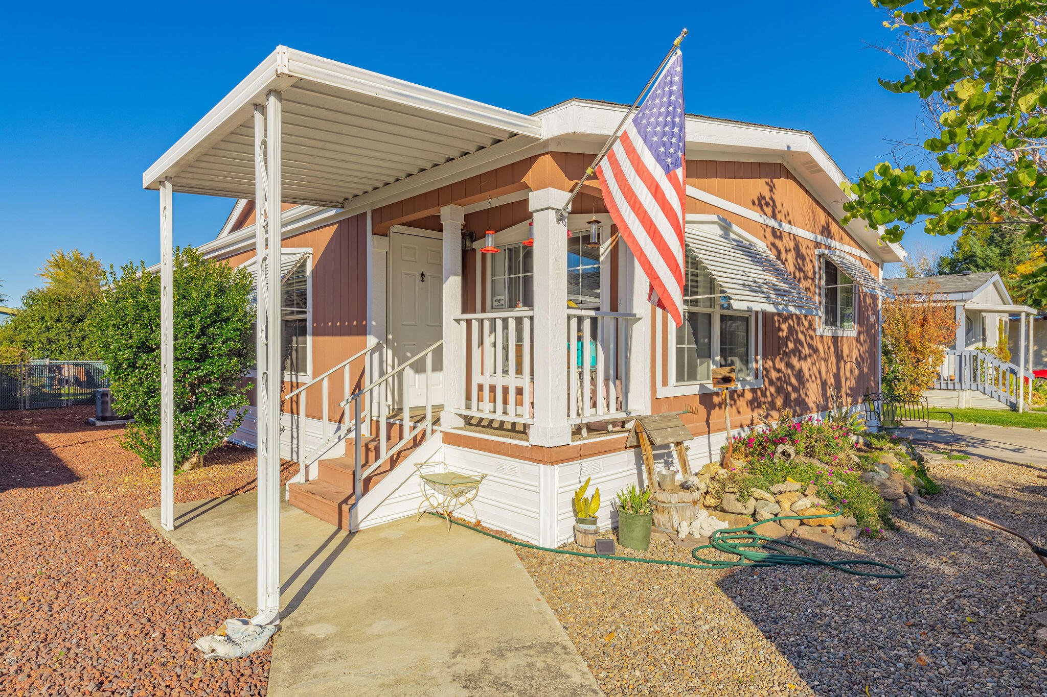 Property Photo: 640 Hedy Jayne OR 97501