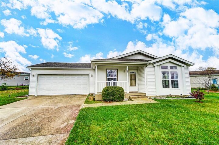 561 Cross Creek Circle  Wilmington OH 45177 photo