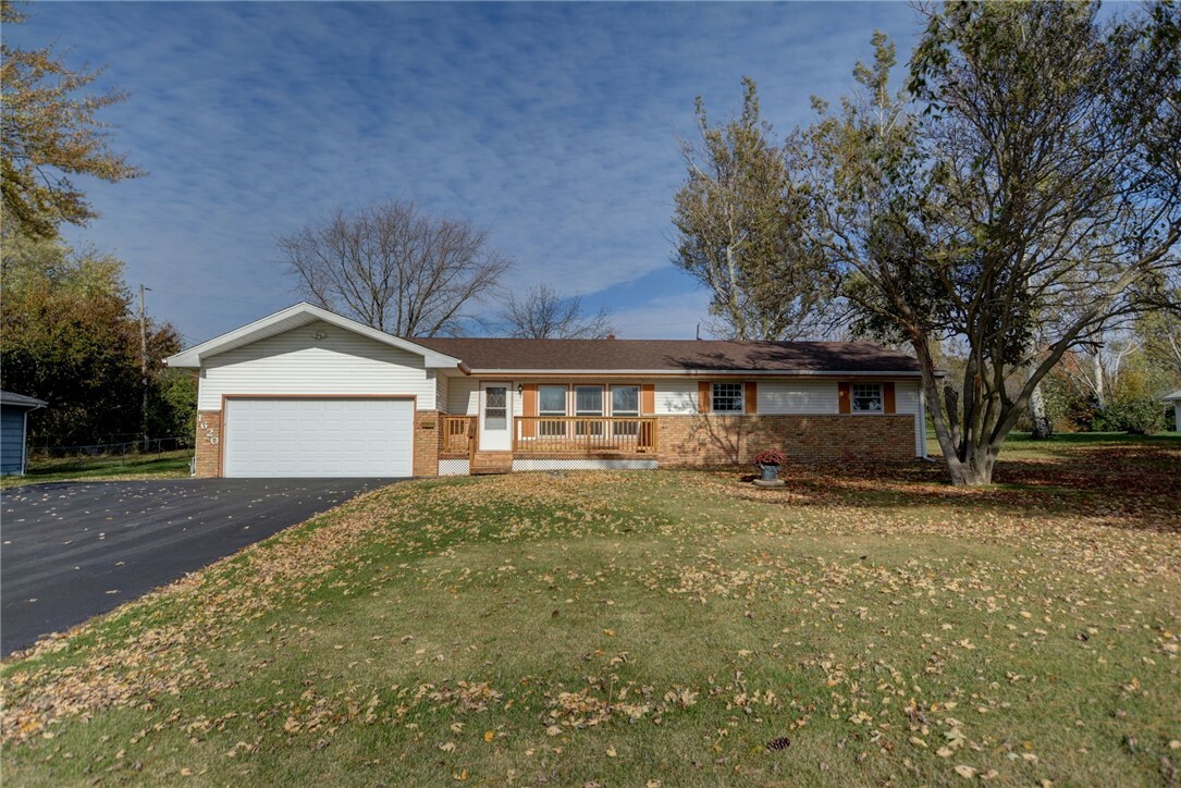 Property Photo:  1620 N Route 121  IL 62526 