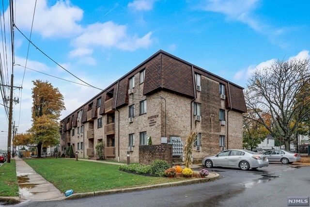 293-307 Main Street 2D  Belleville NJ 07109 photo