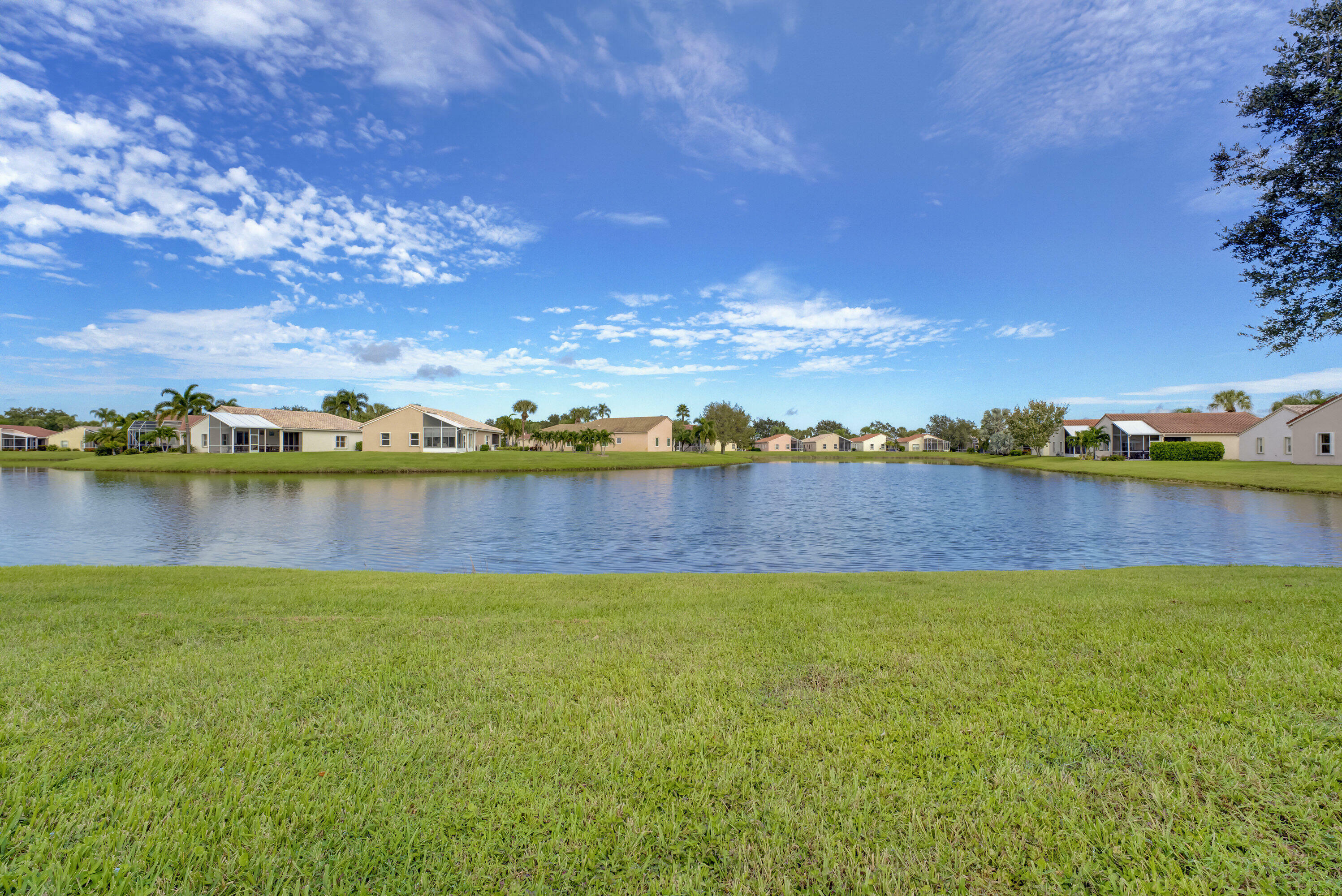 Property Photo:  318 NW Breezy Point Loop  FL 34986 