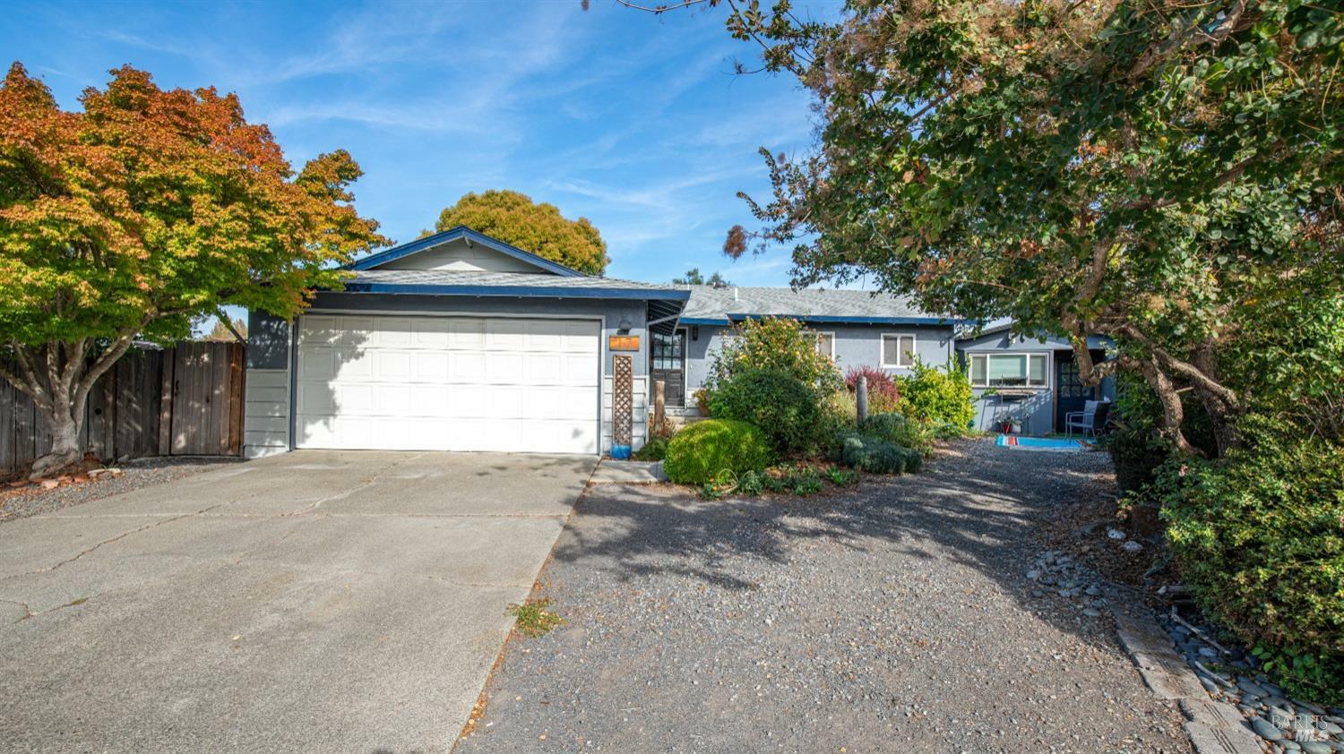 Property Photo:  17 Faye Court  CA 94952 