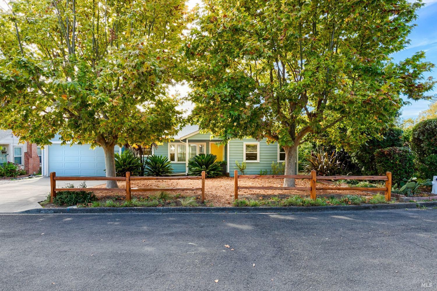 Property Photo:  2039 Evelyn Drive  CA 95404 