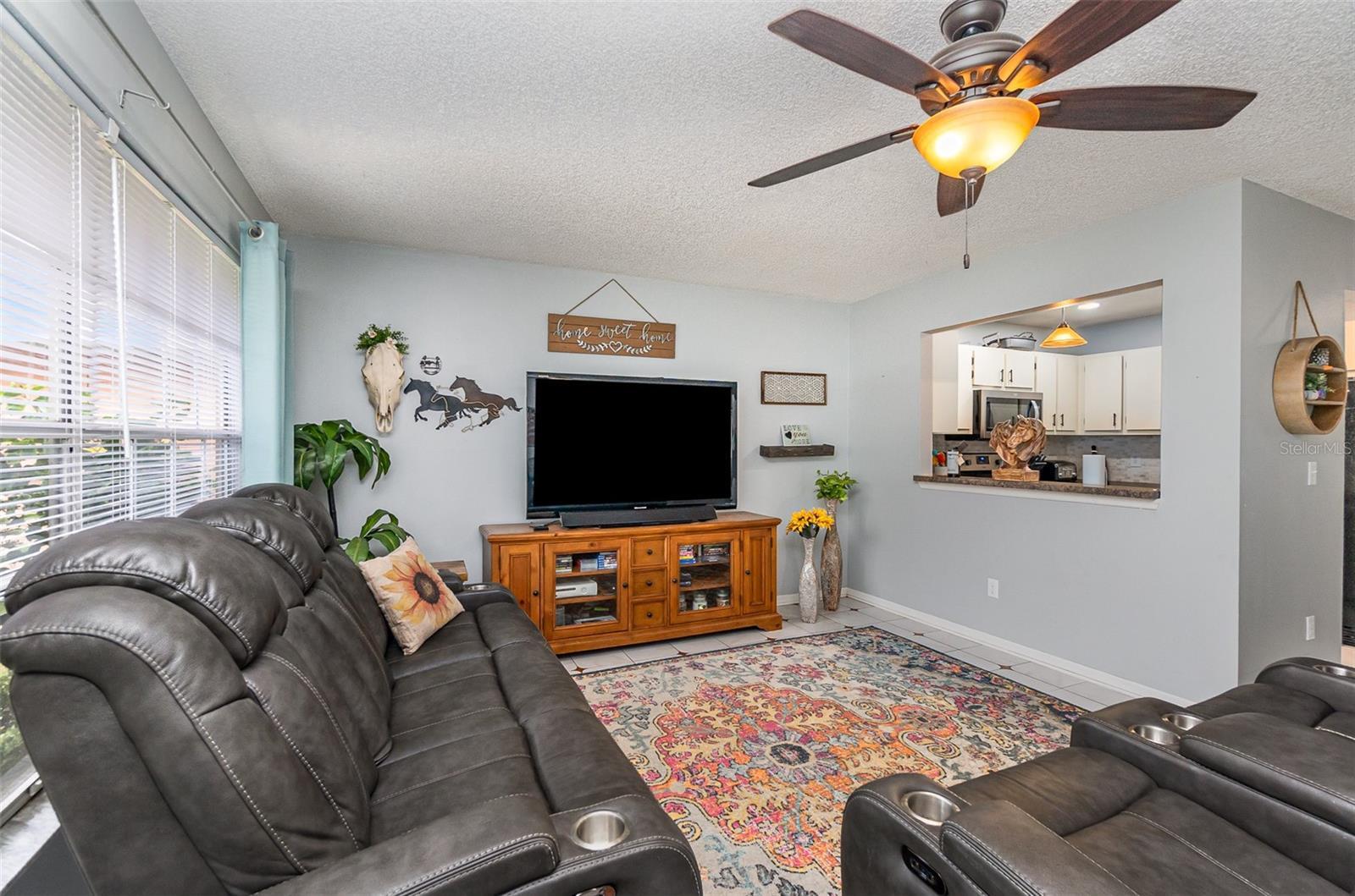 Property Photo: 9304 Dubois Boulevard FL 32825