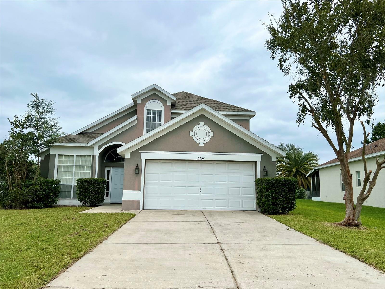 Property Photo: 3257 Falcon Point Drive FL 34741