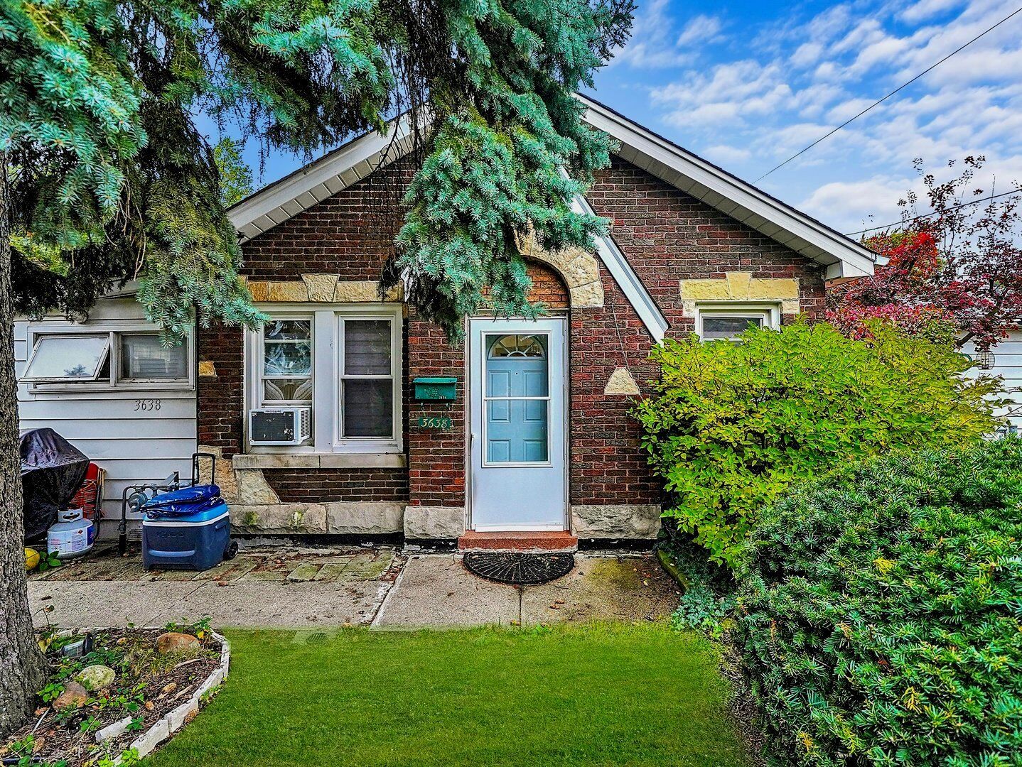 Property Photo: 3638 Lombard Avenue IL 60402