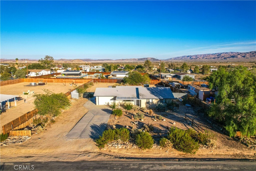 Property Photo:  4741 Avenida La Flora Desierta  CA 92252 