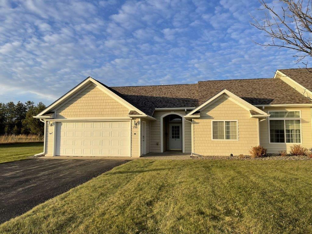 Property Photo:  739 32nd Street NW  MN 56601 