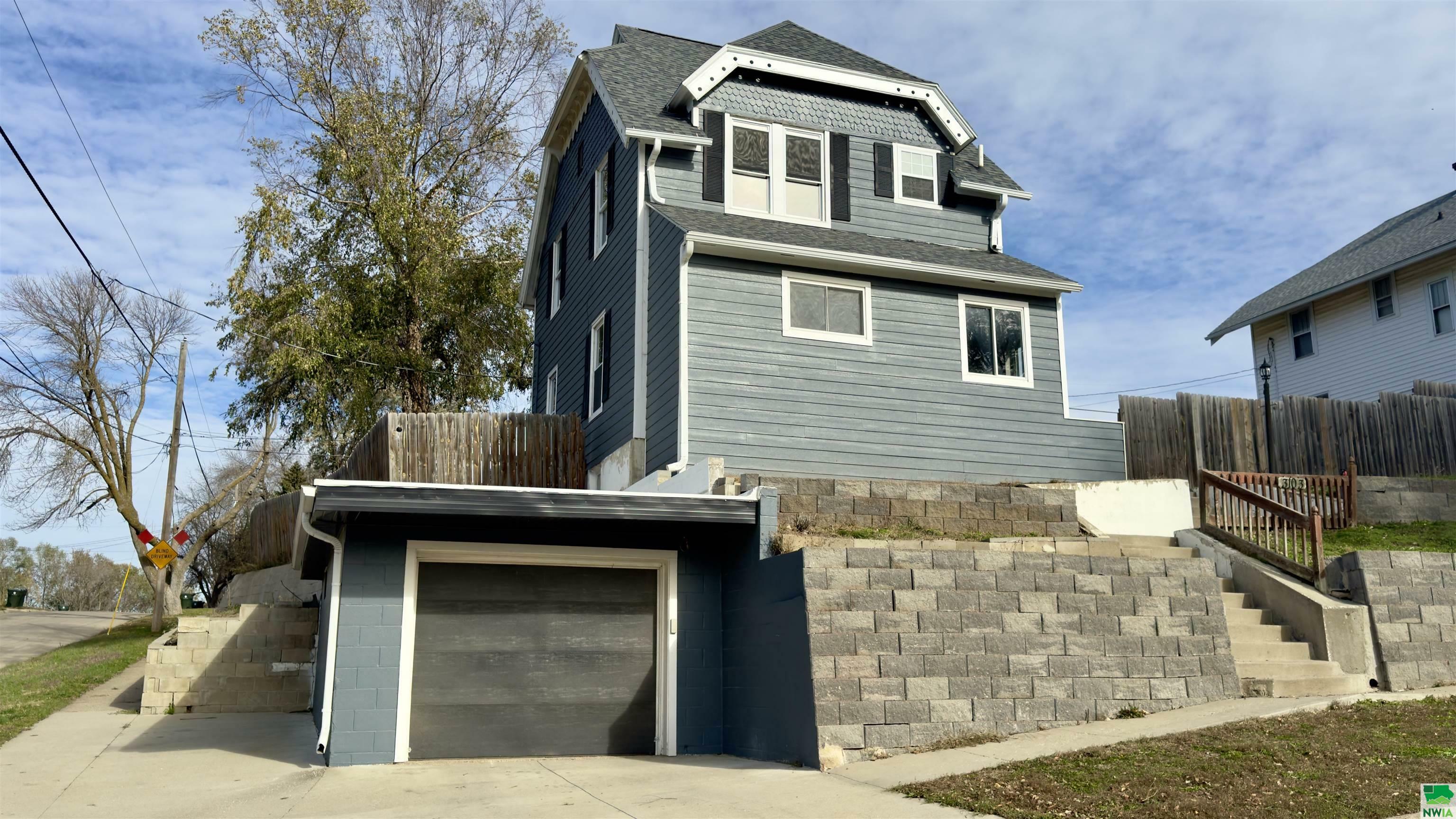 3103 Garretson Ave  Sioux City IA 51106 photo