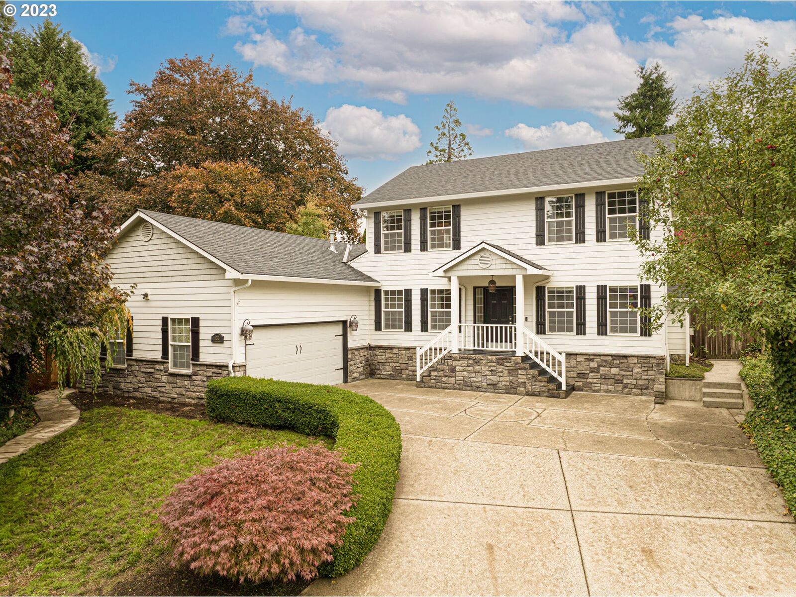 Property Photo:  11301 NW 9th Ave  WA 98685 