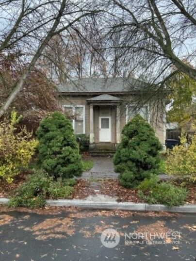 Property Photo:  420 Washington  WA 99362 