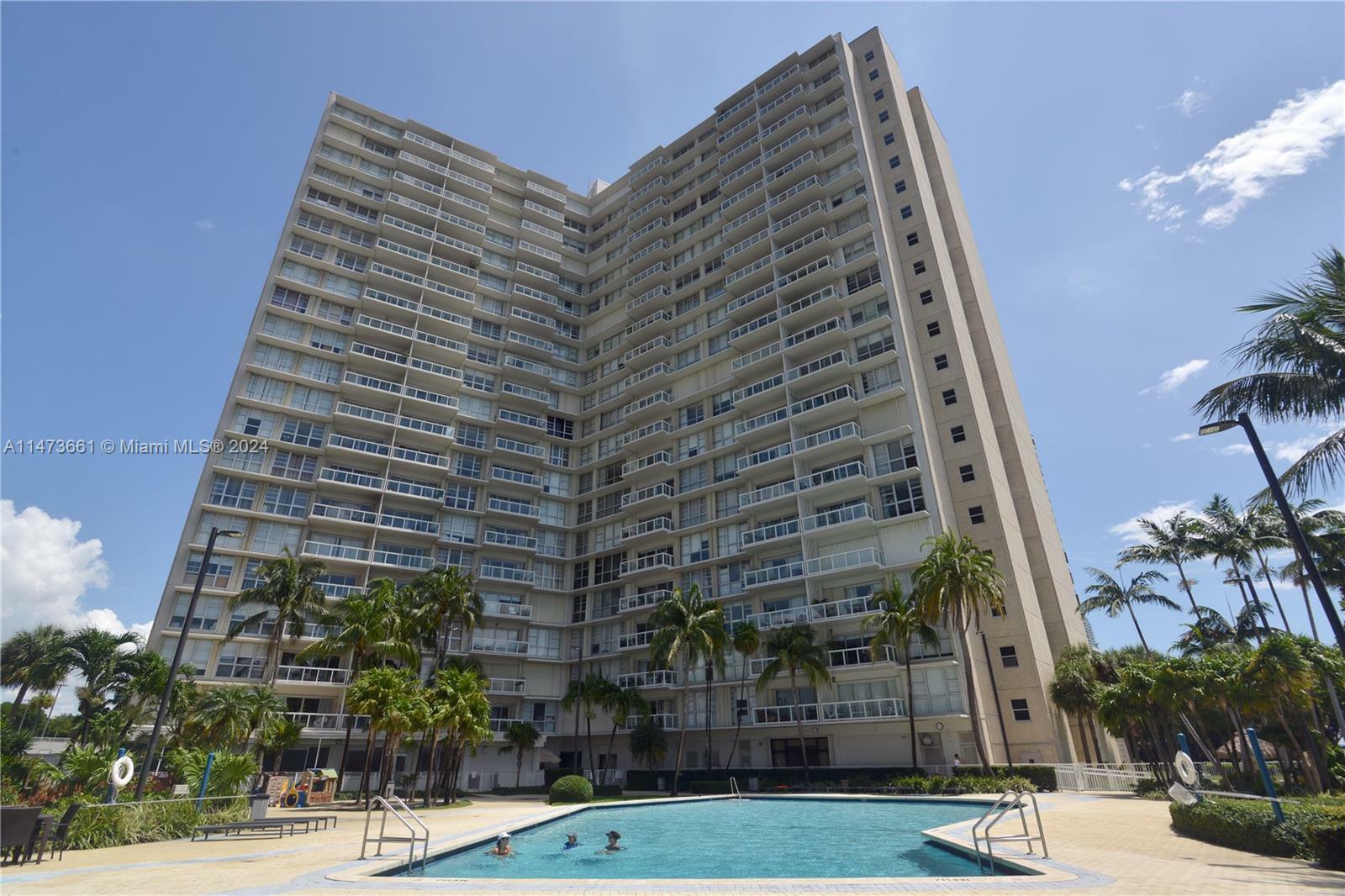 Property Photo: 2451 Brickell Ave 16S FL 33129
