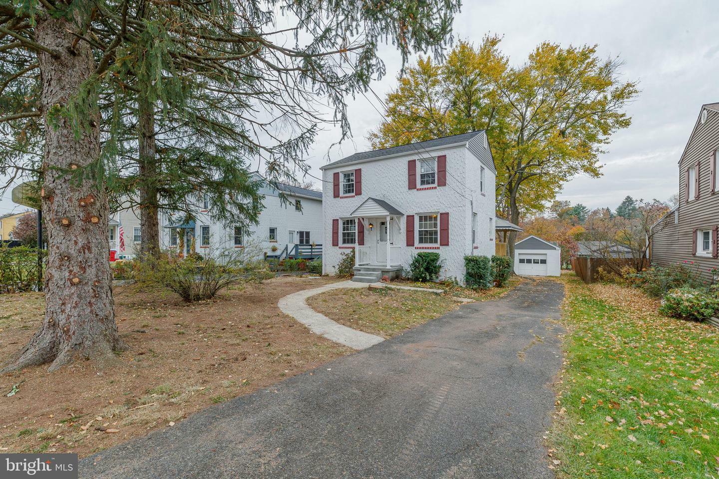 Property Photo: 110 Hollywood Avenue PA 19403