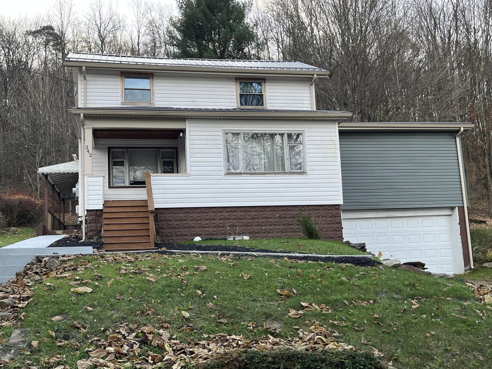 Property Photo:  342 S 10th St  PA 15851 