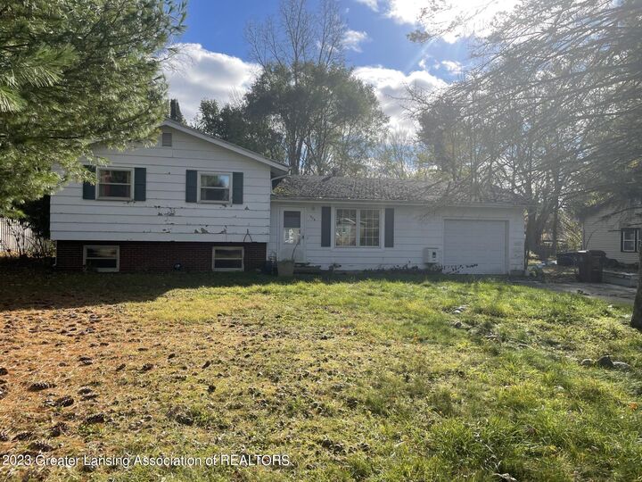 624 Quinlan Drive  Williamston MI 48895 photo