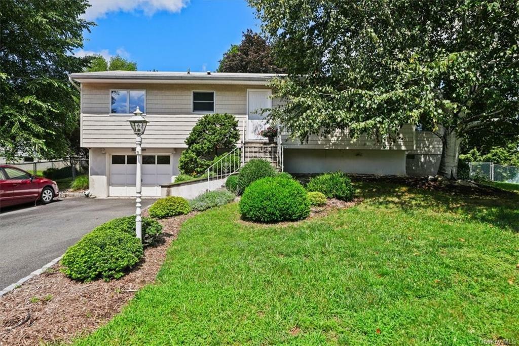 Property Photo:  19 Elm Drive  NY 10980 