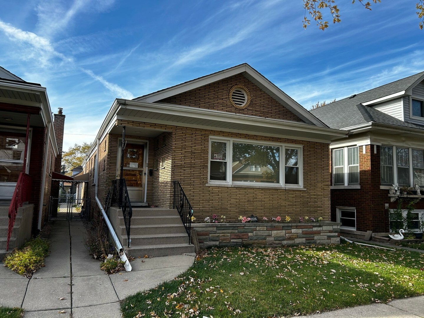 Property Photo: 1526 Harvey Avenue IL 60402