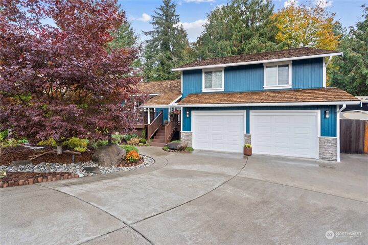 Property Photo: 16039 SE 167th Place WA 98058