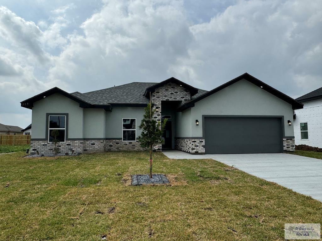 Property Photo: 319 Brooks Circle North TX 78559