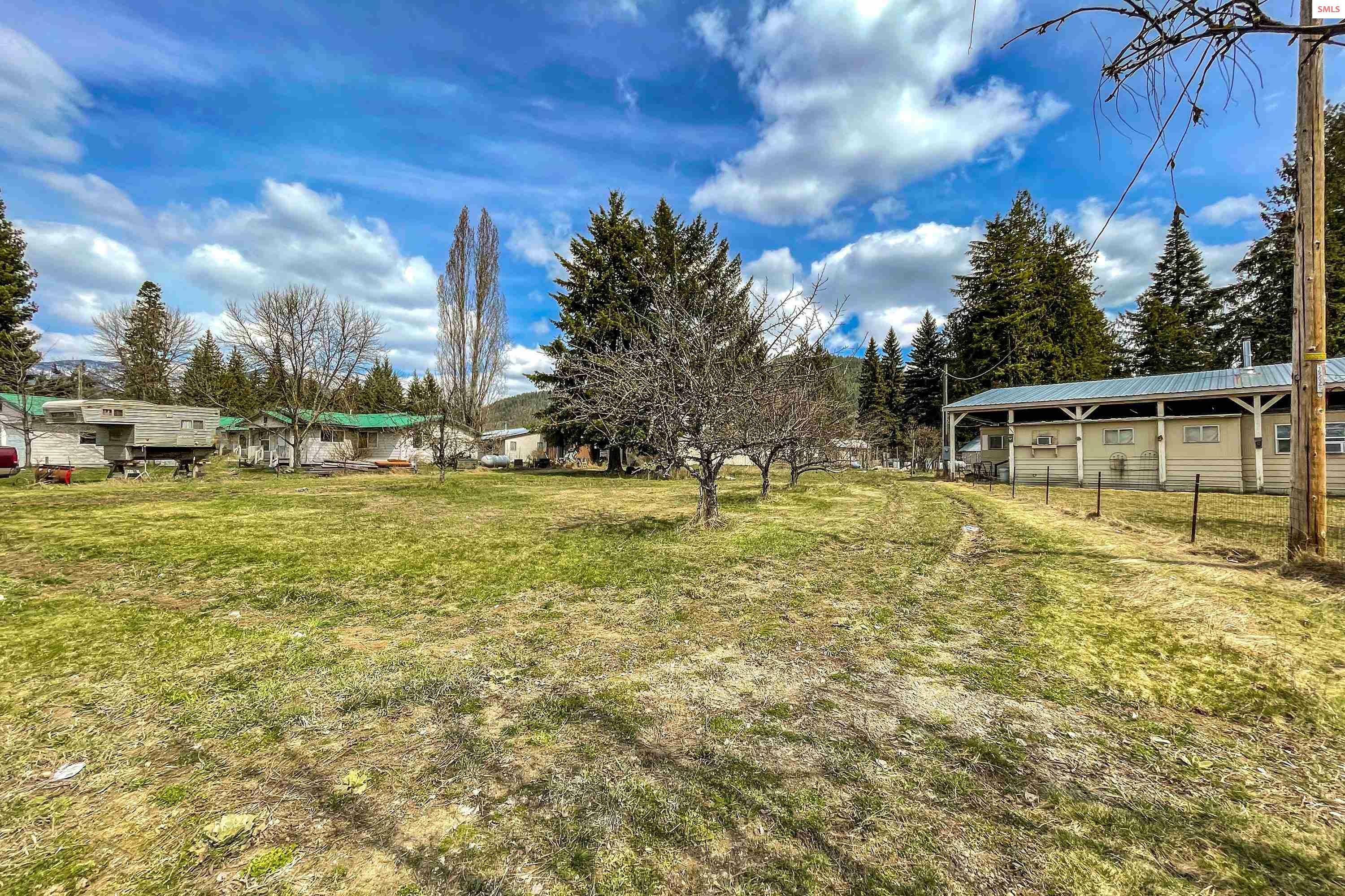 Property Photo:  400 Highway 200  ID 83811-7003 