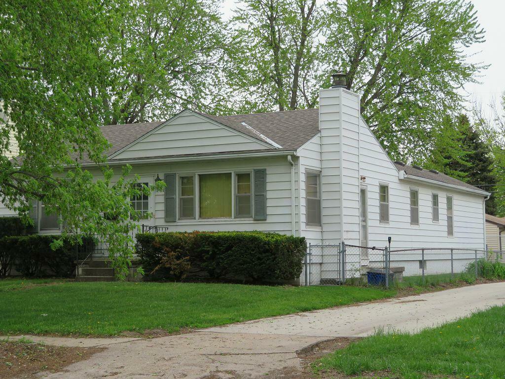 Property Photo:  3421 Avenue G  IA 51501 