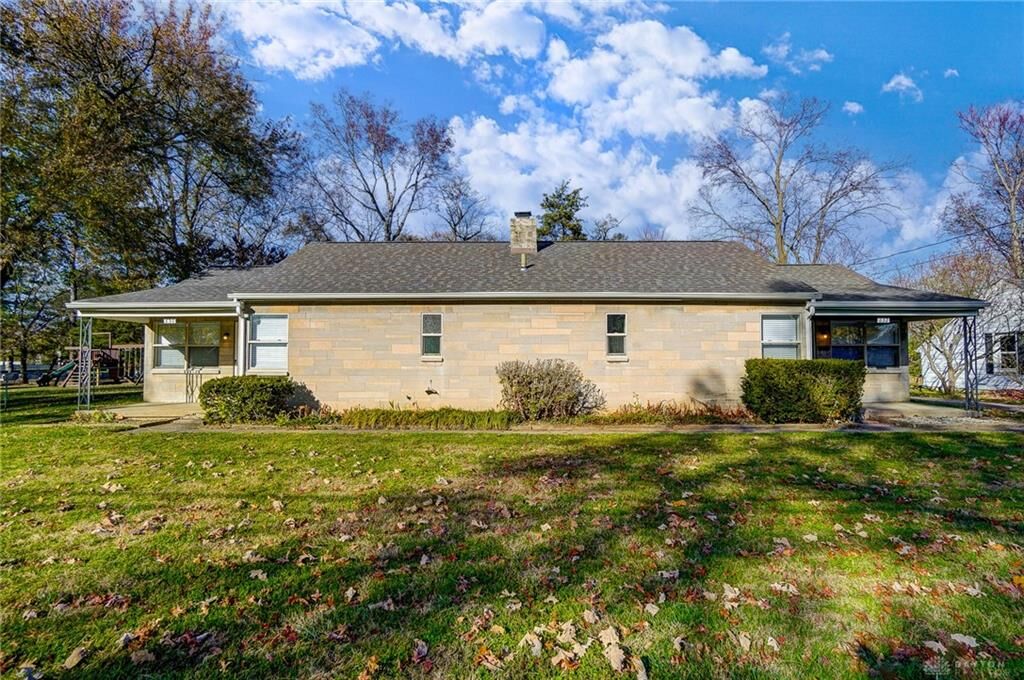 Property Photo: 630 Hill Avenue OH 45015