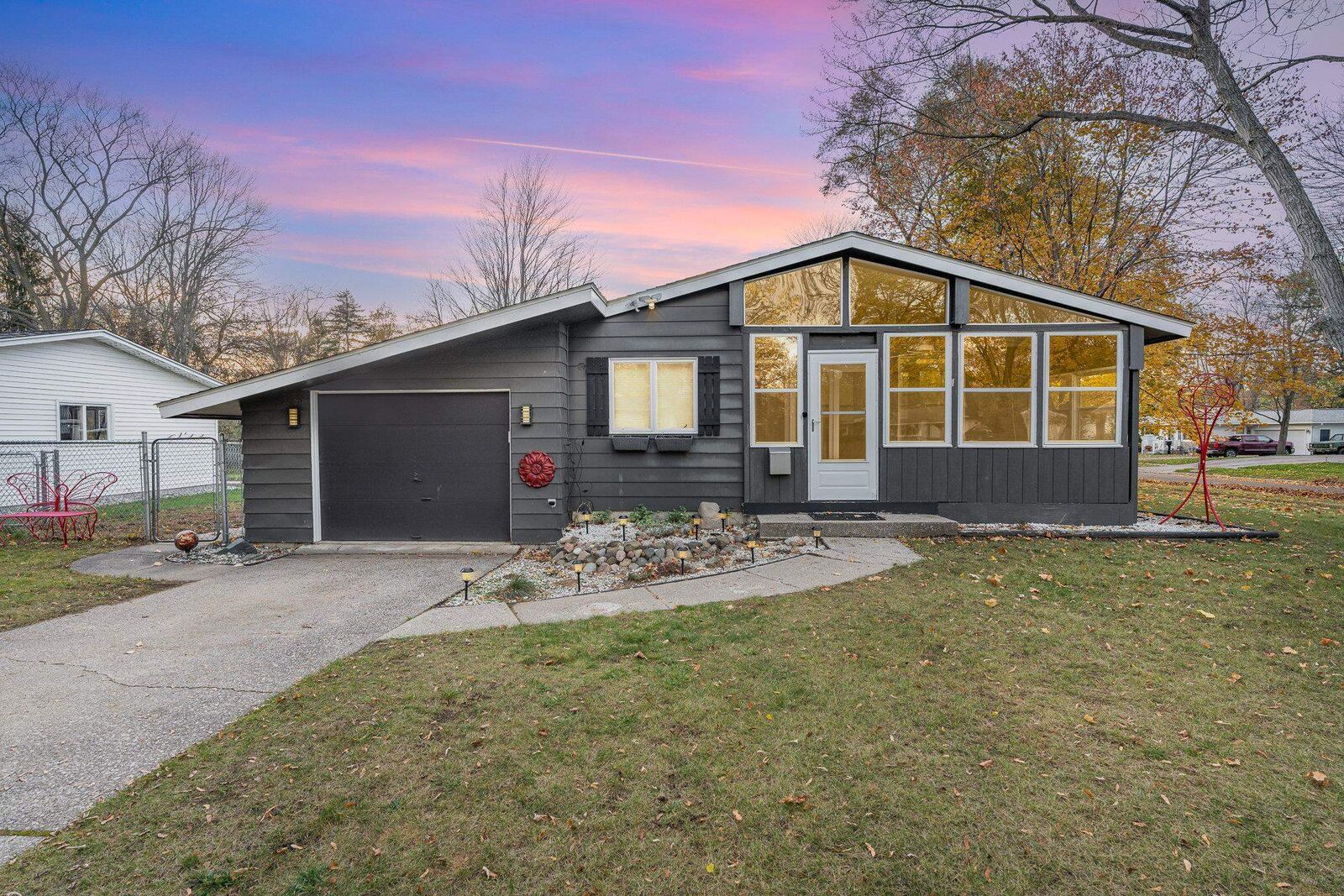 Property Photo:  2222 Jenkins  MI 48642 