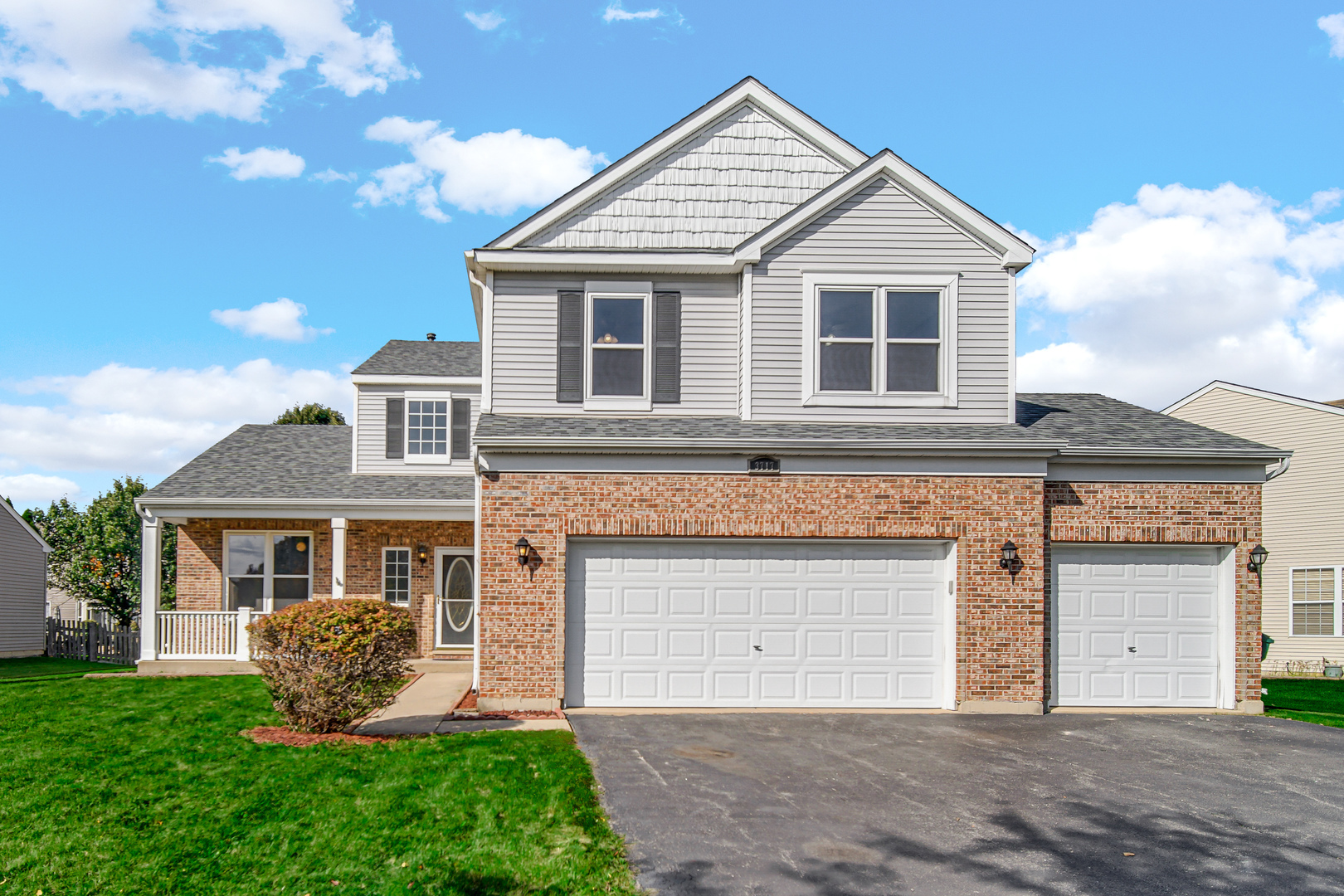 Property Photo: 3717 Saratoga Drive IL 60435