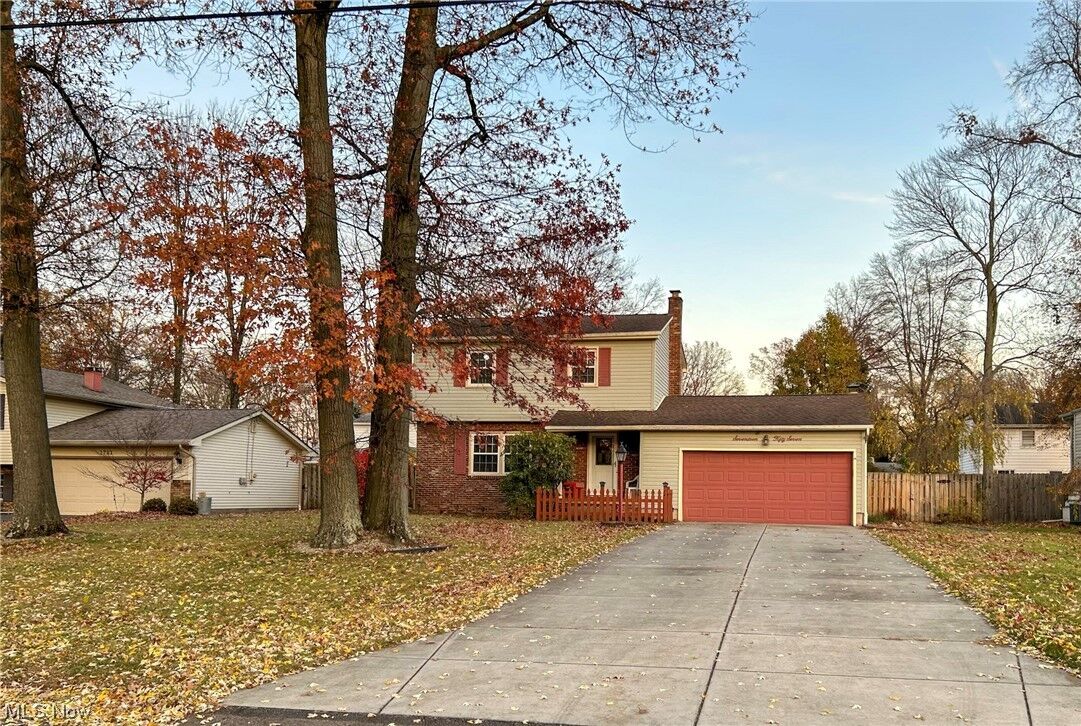 Property Photo: 1757 Brockton Drive OH 44511
