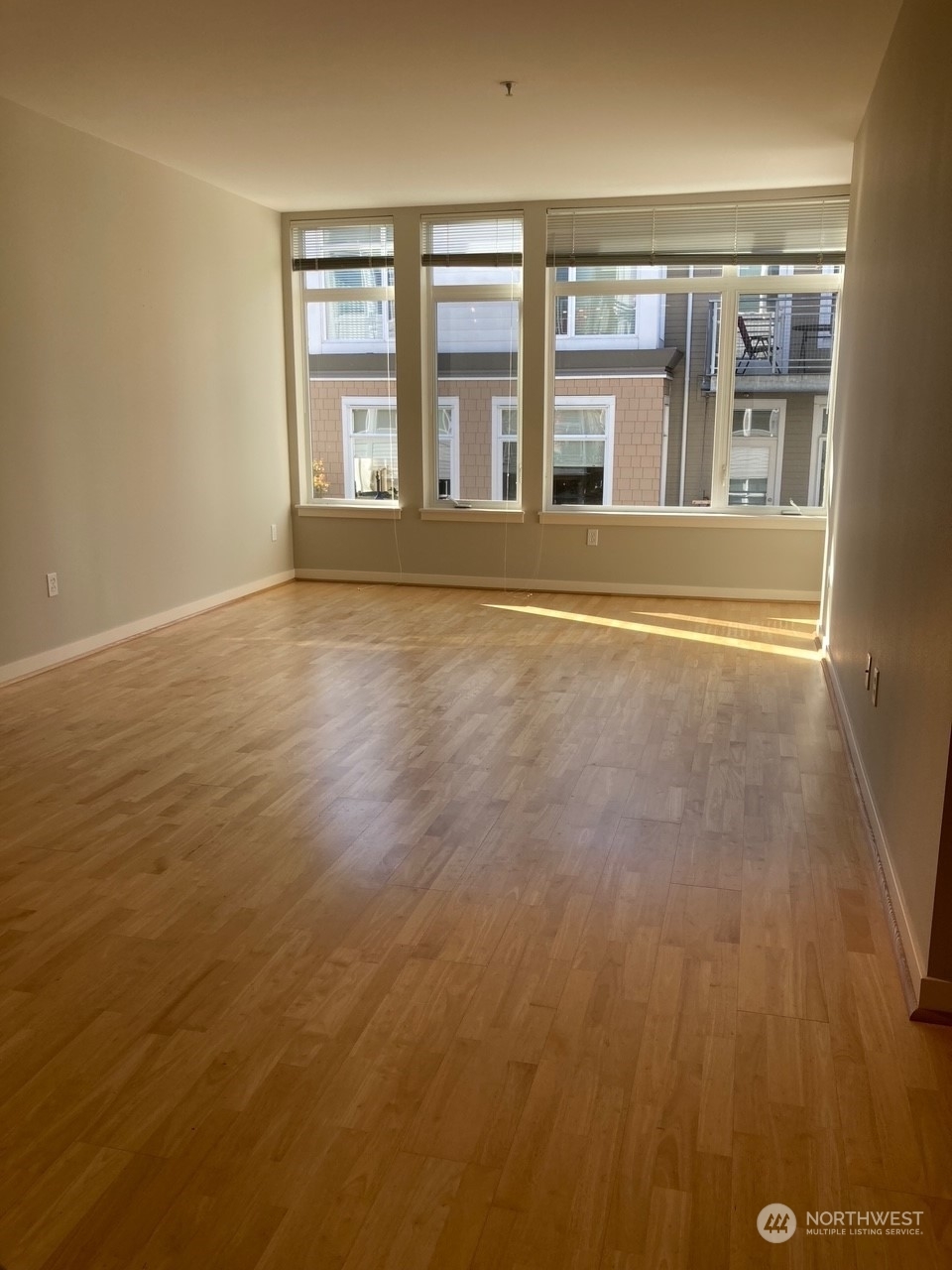 Property Photo: 180 Harbor Square Loop NE B318 WA 98110