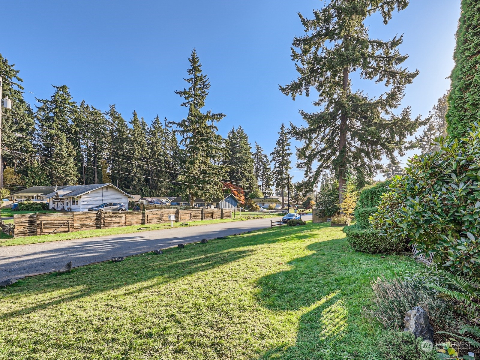 Property Photo:  17420 62nd Avenue W  WA 98037 