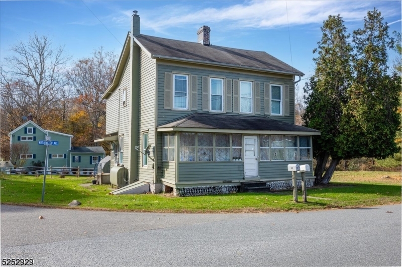 Property Photo:  60 Washington Ave  NJ 08829 