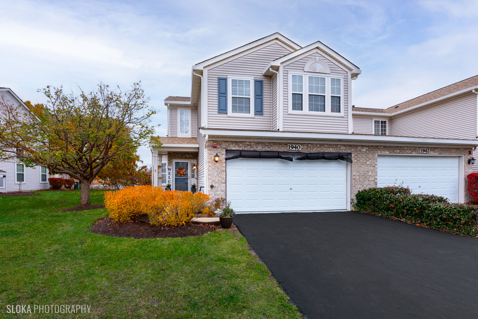 Property Photo: 1940 Candlelight Circle IL 60538