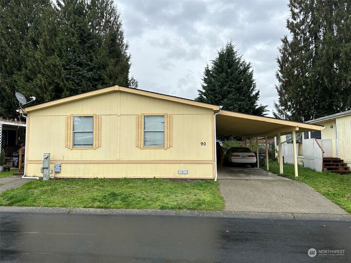Property Photo:  607 37th Street SE 90  WA 98002 