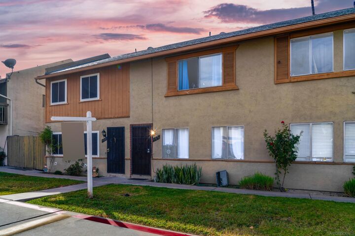 Property Photo: 485 W Chase Ave CA 92020