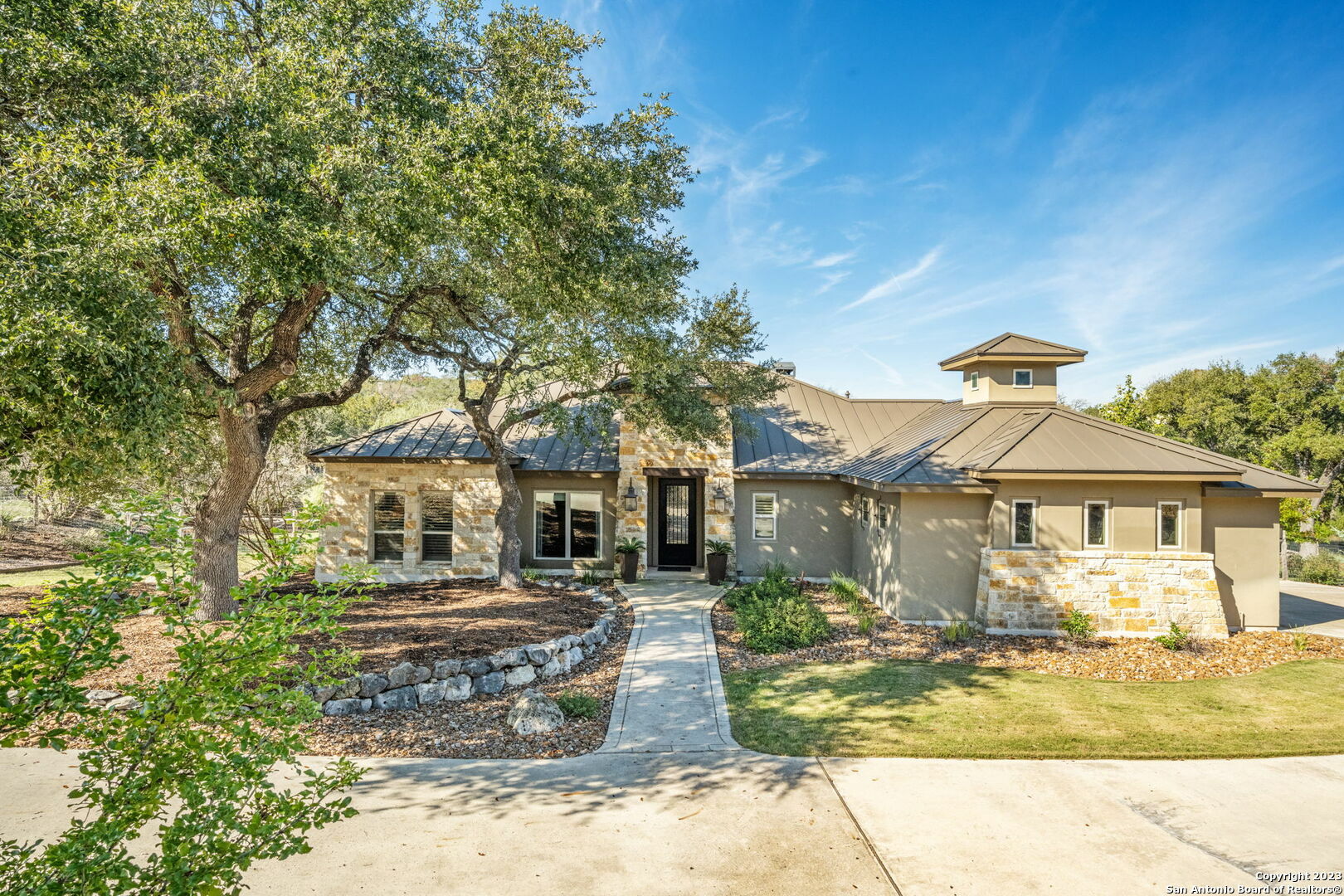 Property Photo:  100 Hollow Springs  TX 78006 
