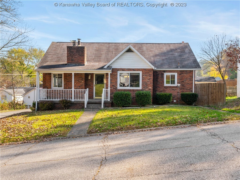 Property Photo: 848 S Washington Street WV 25177