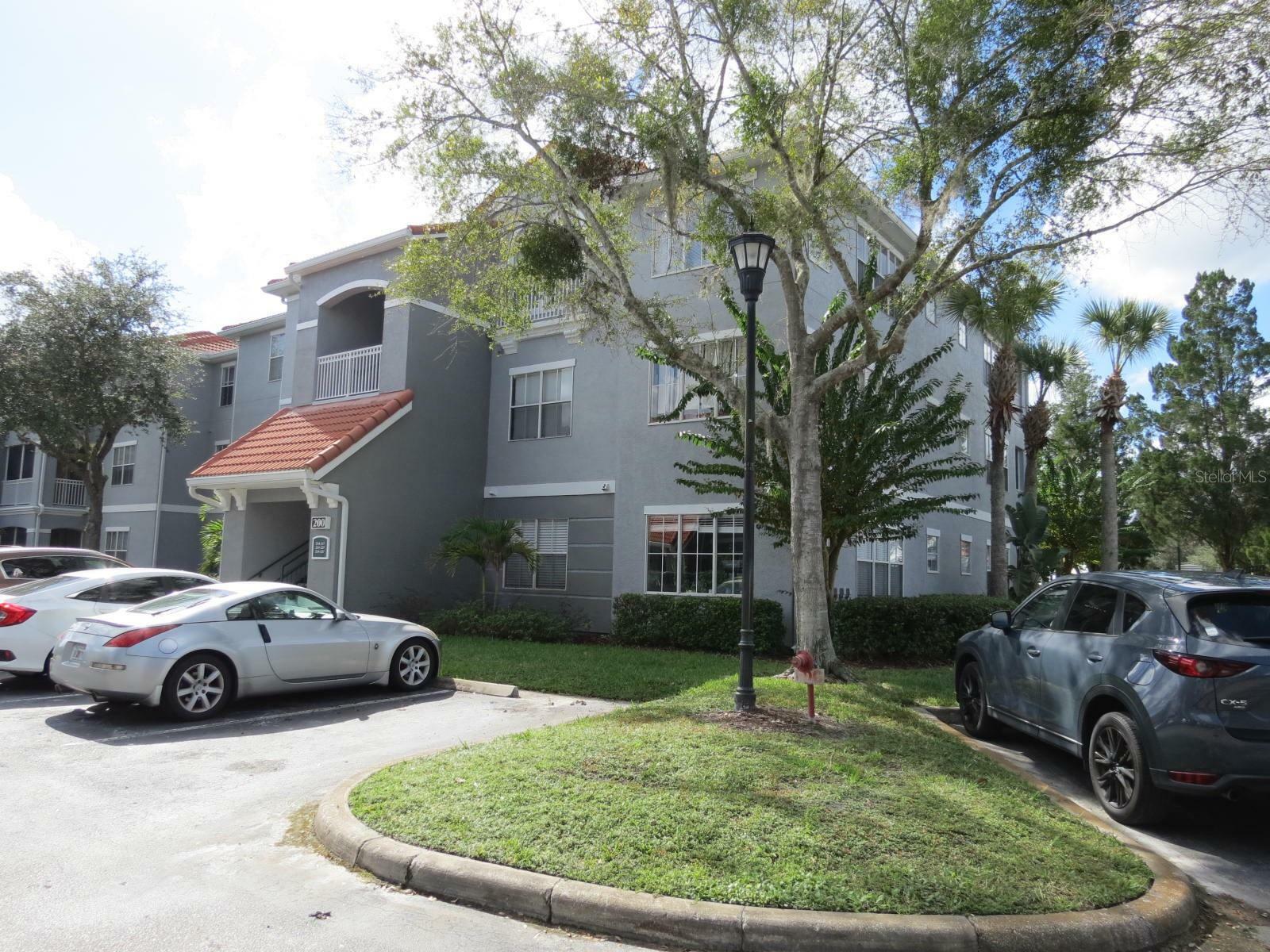 Property Photo:  18001 Richmond Place Drive 225  FL 33647 