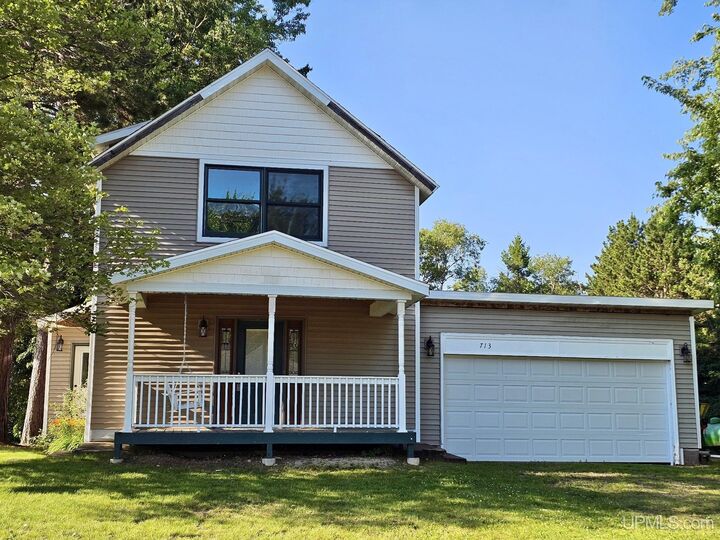 713 Kloman Avenue  Republic MI 49879 photo