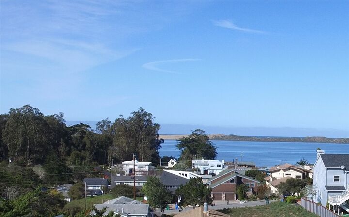 Property Photo:  1564 6th Street  CA 93402 