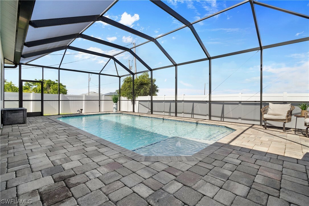 Property Photo: 1613 NW 7th Terrace FL 33993