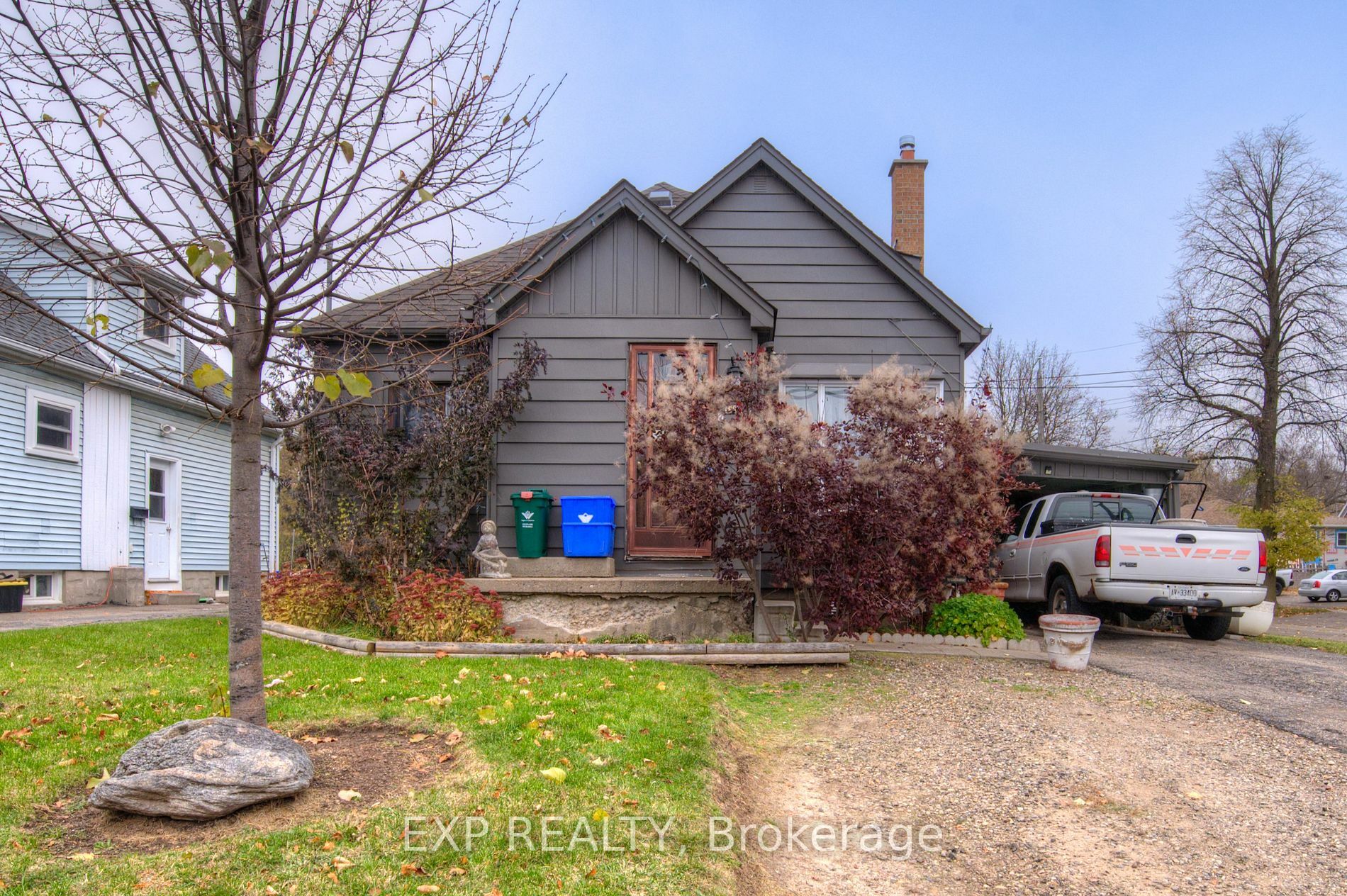 Property Photo:  536 Stirling Ave S  ON N2M3J6 