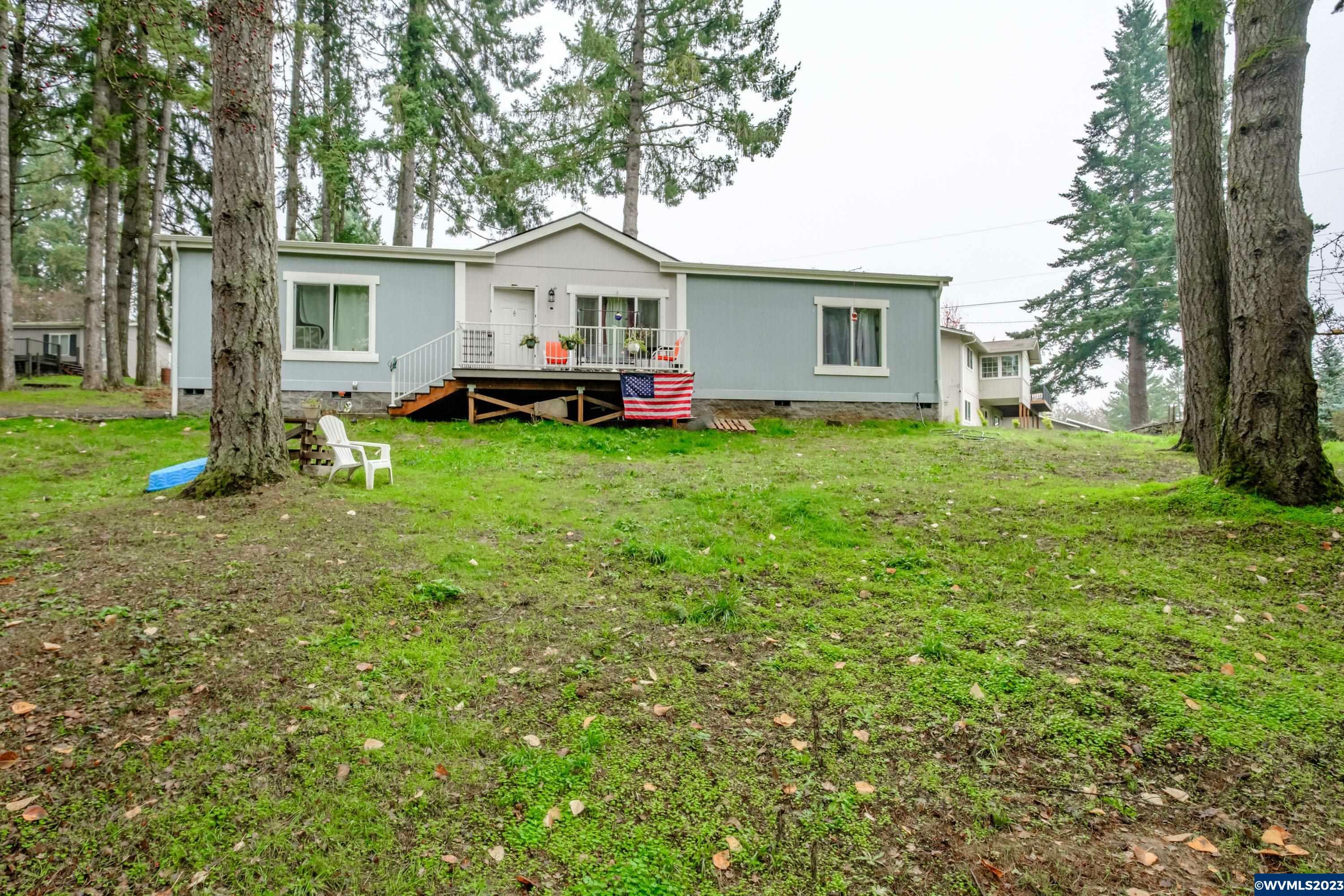 Property Photo:  2945  Miller Ln NW  OR 97321 