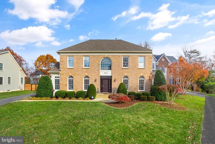 5931 Dorothy Bolton Court  Alexandria VA 22310 photo