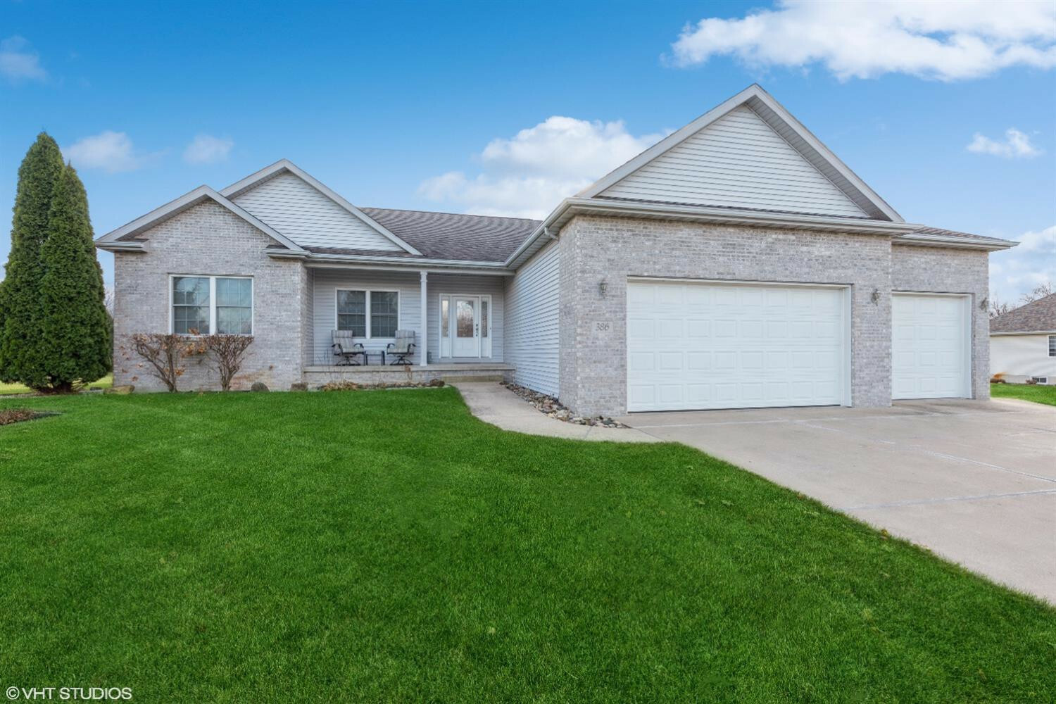 Property Photo: 386 Ridge Run Drive IN 46383