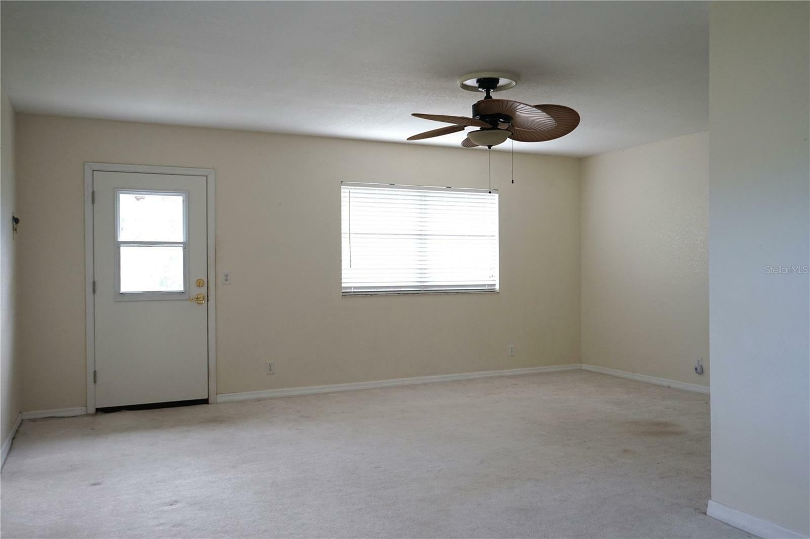 Property Photo:  101 Cambridge Trail 203  FL 33573 