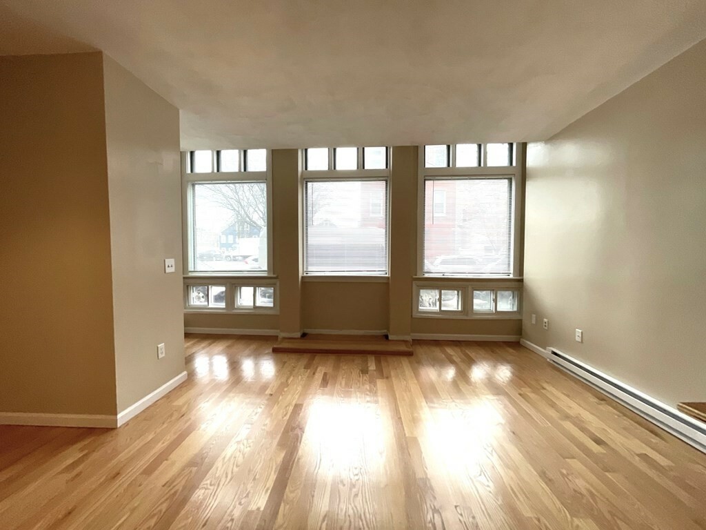 Property Photo: 124 Winnisimmet Street 1 MA 02150